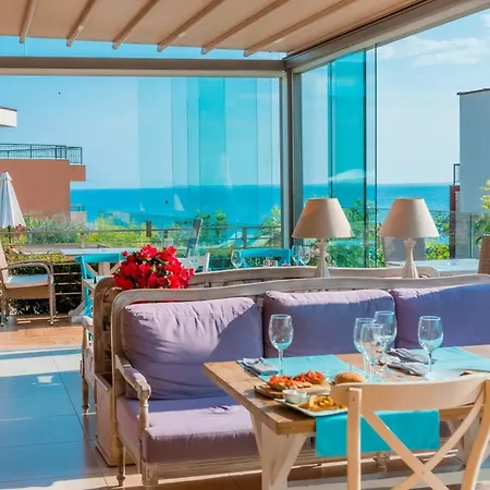 アパート Ferano ネセバル