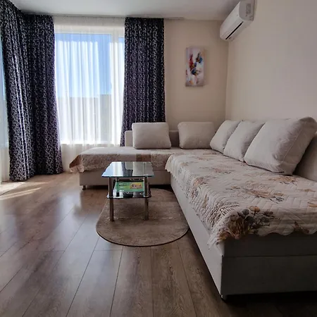 Ferano Apartman *