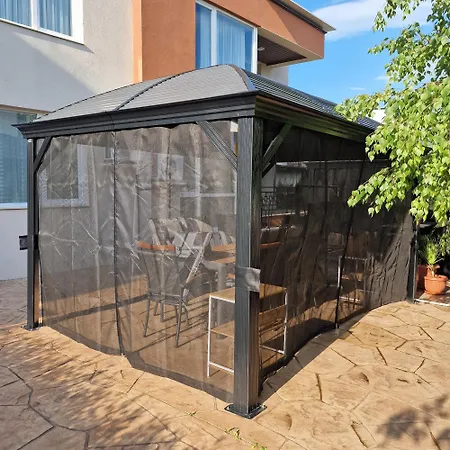 Ferano Apartmán *